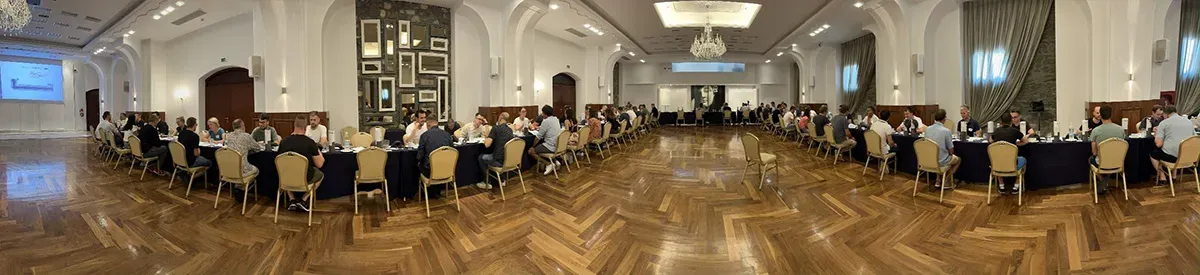 Speed dating activity panorama